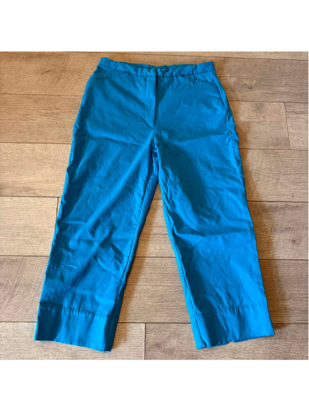 Women's Northern Reflections Cropped Pants Size 8 Blue